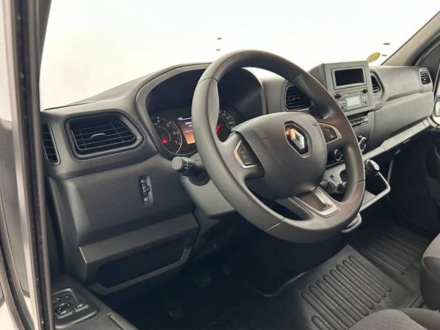 Renault Master image 7