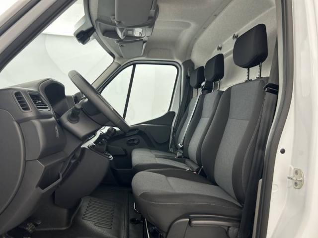 Renault Master image 4