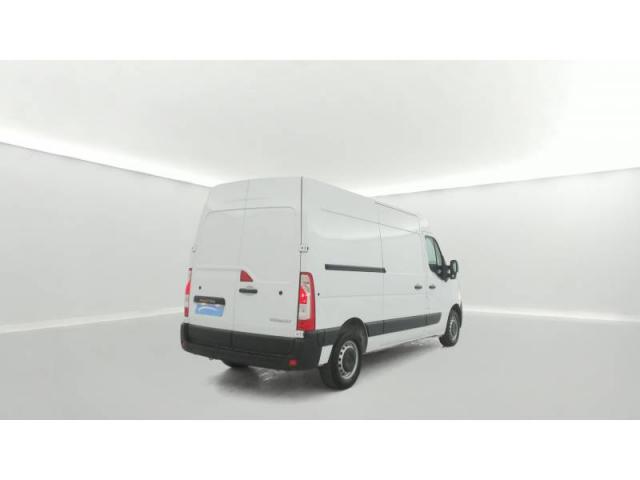 Renault Master image 2