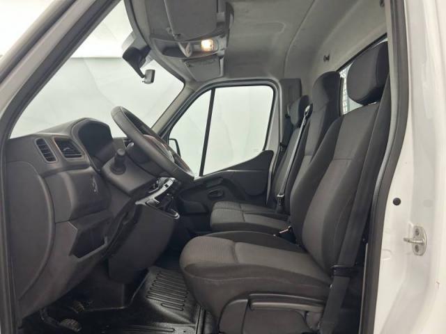 Renault Master image 6