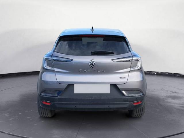 Renault Captur image 1