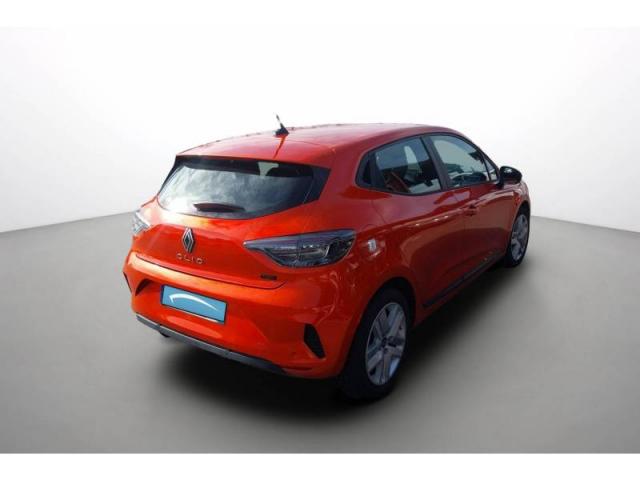 Renault Clio image 8