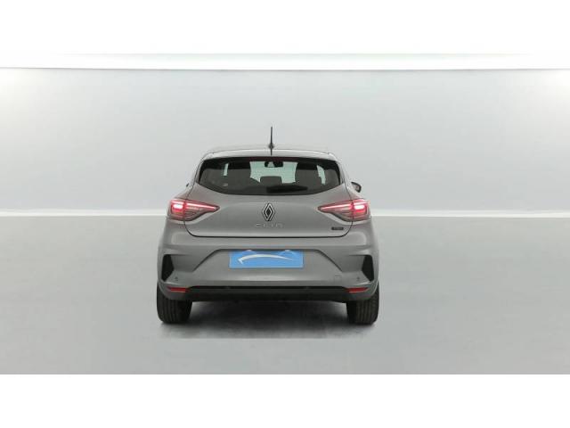 Renault Clio image 2