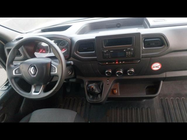 Renault Master image 4