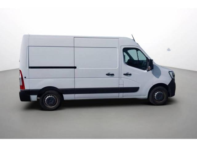 Renault Master image 1
