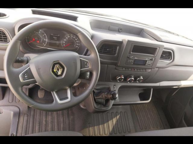 Renault Master image 8