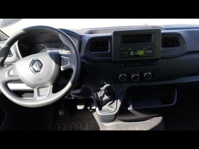 Renault Master image 6