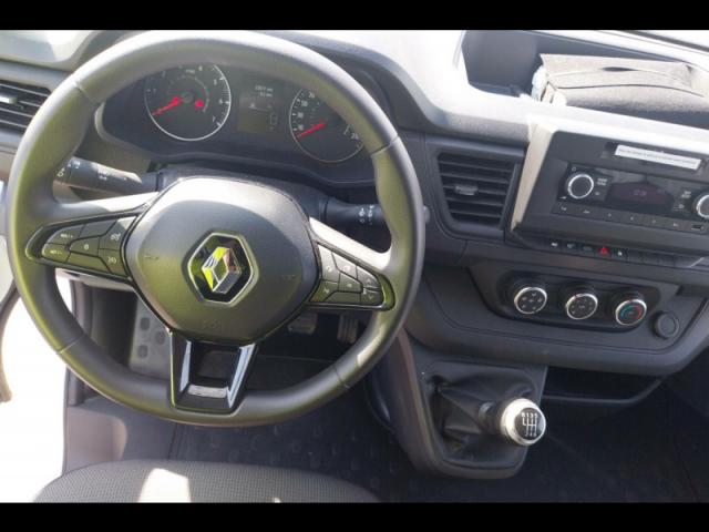 Renault Trafic image 3