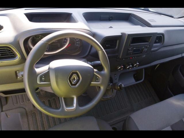 Renault Master image 7