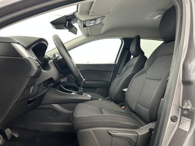 Renault Captur image 1