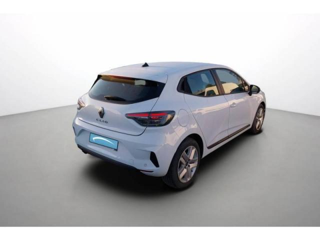 Renault Clio image 2