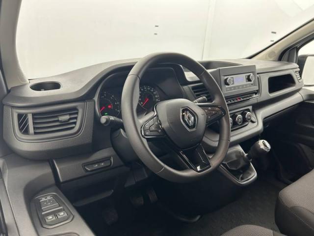 Renault Trafic image 9