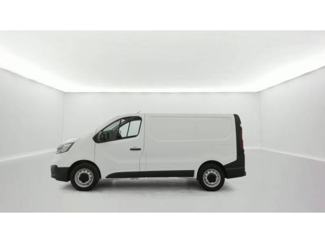 Renault Trafic image 2