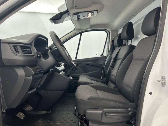 Renault Trafic image 3