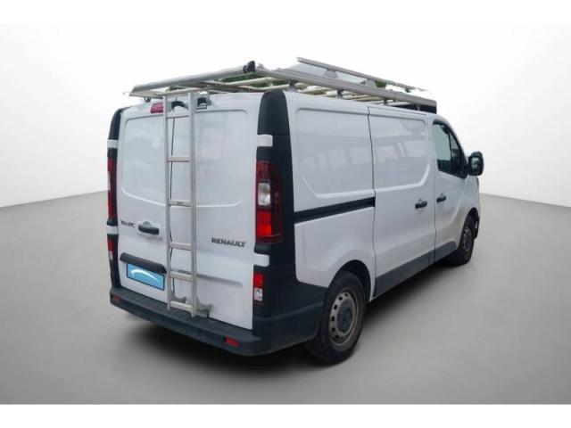 Renault Trafic image 2