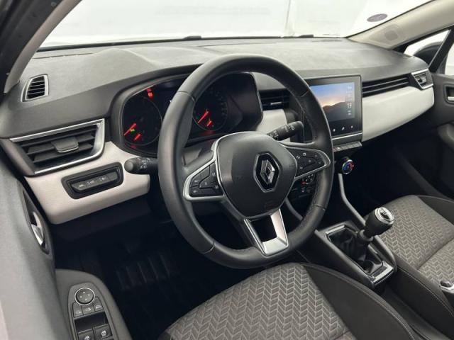 Renault Clio image 9