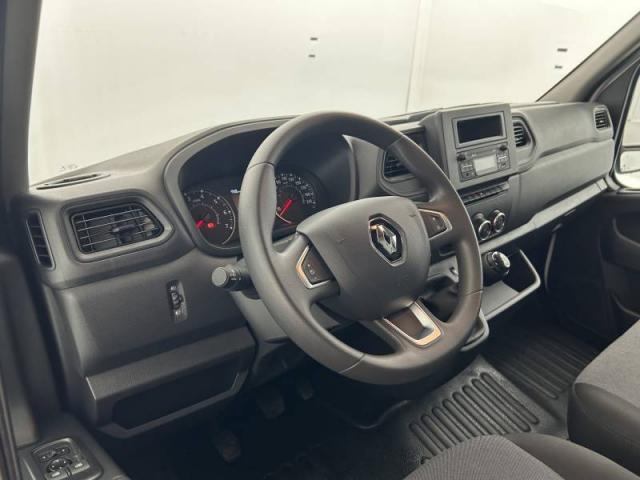 Renault Master image 3