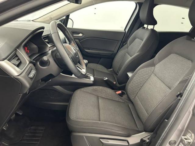Renault Captur image 9