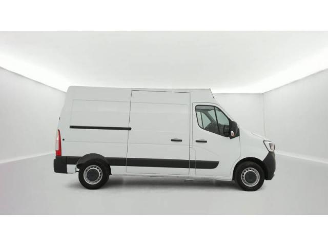 Renault Master image 2