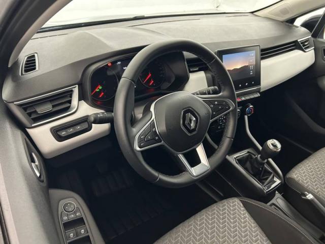 Renault Clio image 9