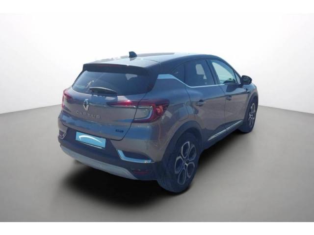 Renault Captur image 2