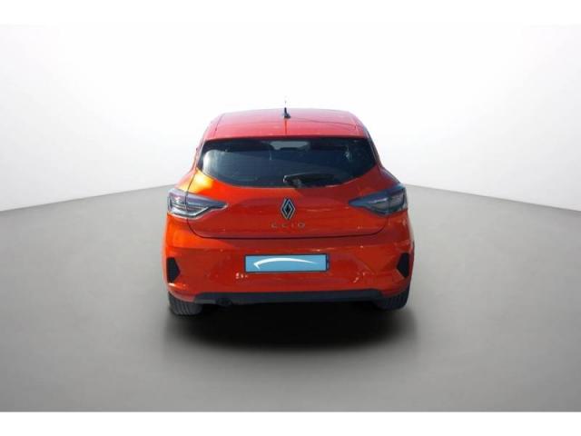 Renault Clio image 2