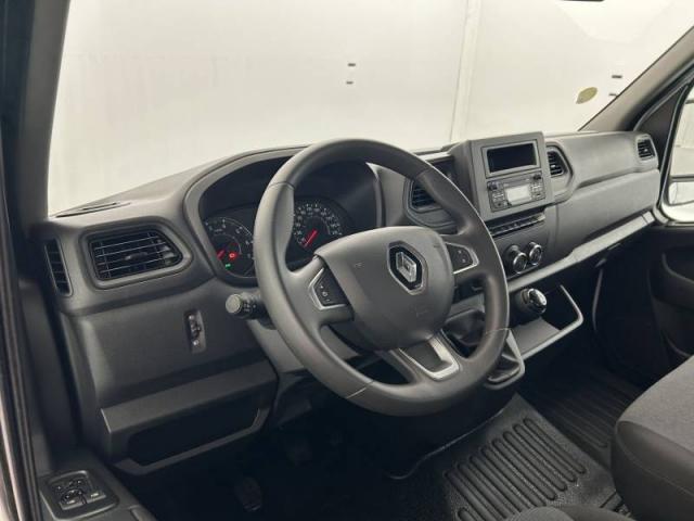 Renault Master image 4
