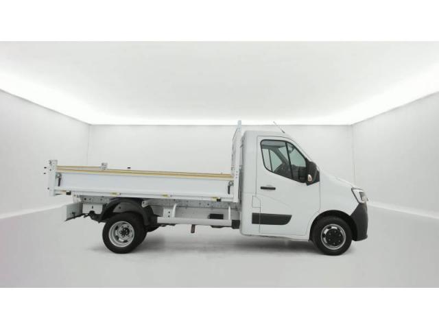 Renault Master image 1