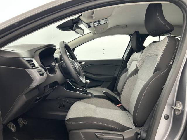 Renault Clio image 9
