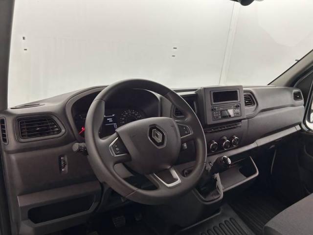 Renault Master image 6