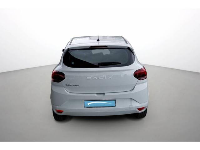 Dacia Sandero image 2