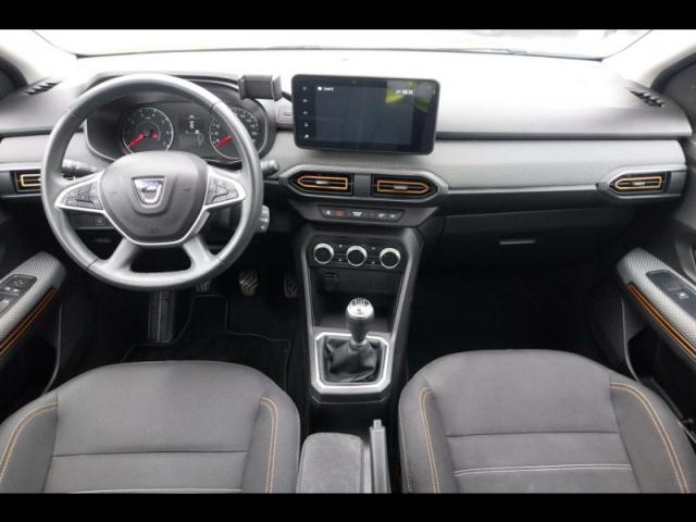 Dacia Sandero image 2