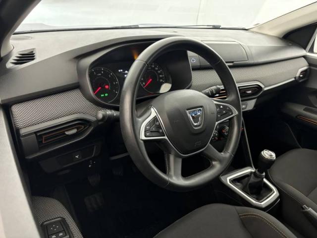 Dacia Sandero image 1