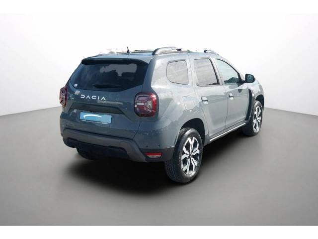 Dacia Duster image 1