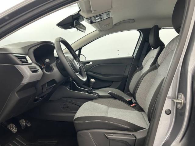 Renault Clio image 8