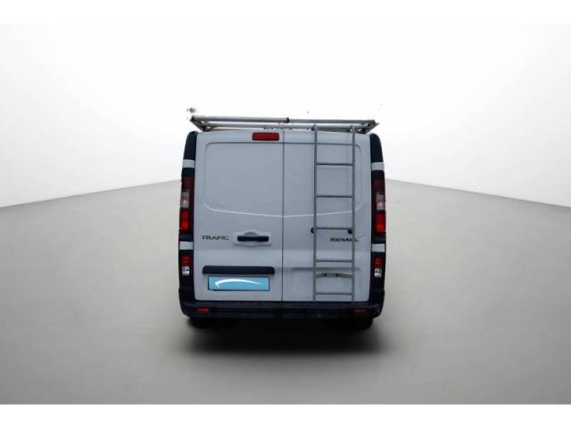 Renault Trafic image 2