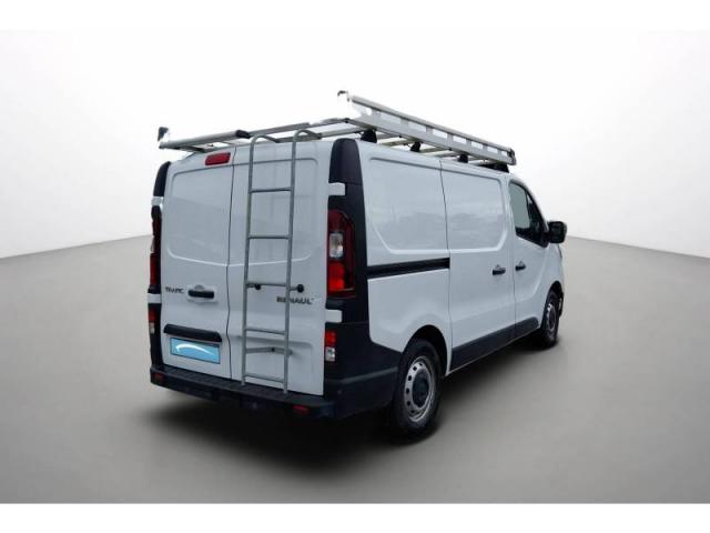 Renault Trafic image 1