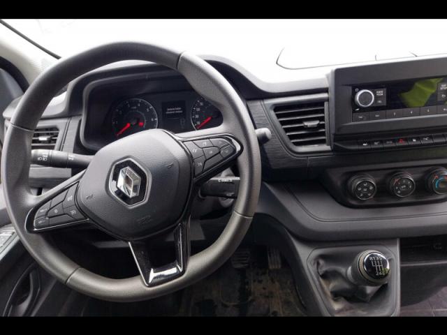 Renault Trafic image 3