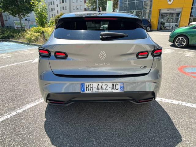 Renault Clio image 9
