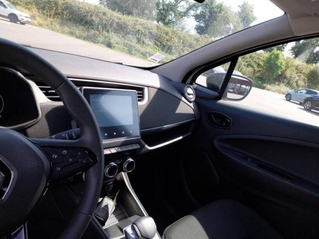 Renault Zoe image 9