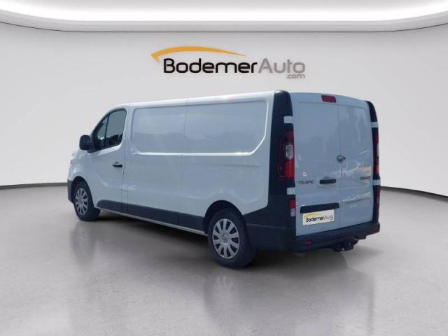 Renault Trafic image 2