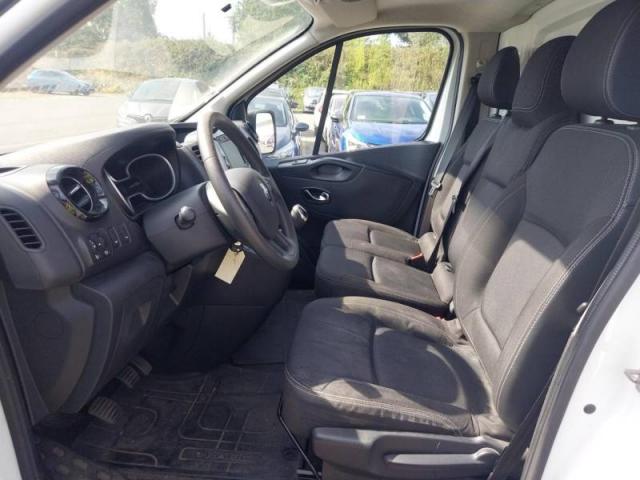 Renault Trafic image 1