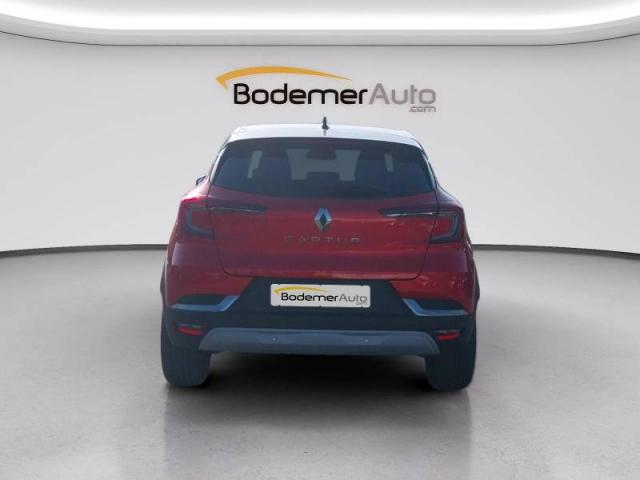 Renault Captur image 1