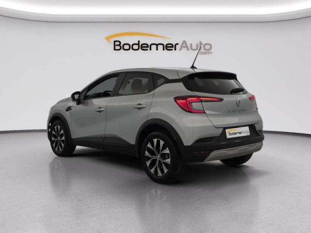 Renault Captur image 8