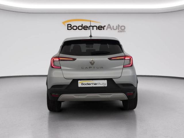 Renault Captur image 6