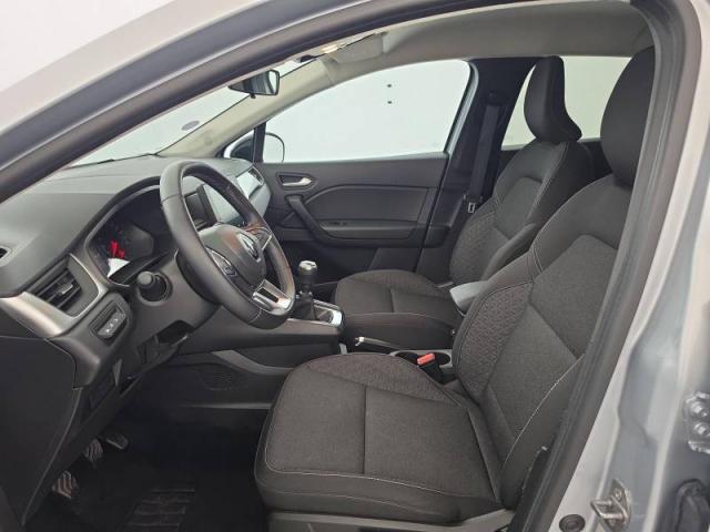 Renault Captur image 2