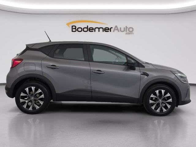 Renault Captur image 8