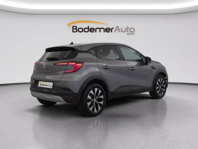 Renault Captur image 8