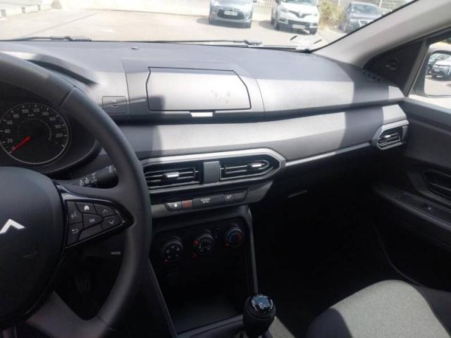 Dacia Sandero image 6