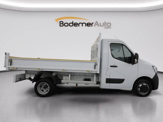 Renault Master image 2